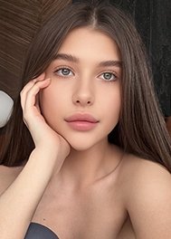 sexy Ukrainian gfe escort model 