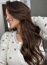 Flokita brunette elite London escort 